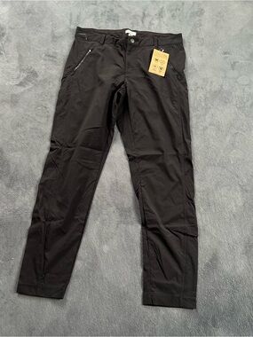 L.L Bean Womens Black Hiking/Trail Pants Size 10REG NWT